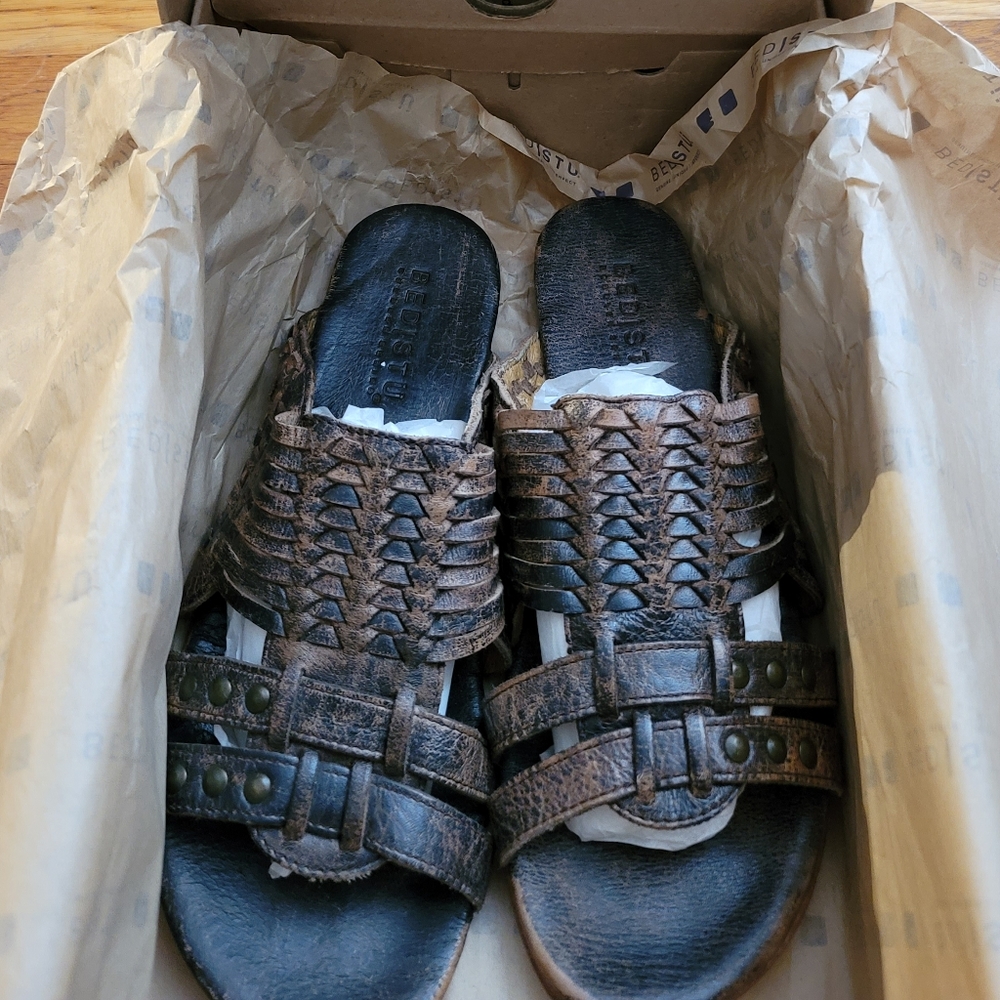 BED|Stü Diaz slides